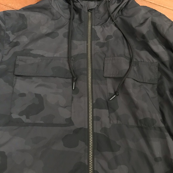 Alo Stride Camo Hooded Full Zip Jacket - Picture 6 of 16